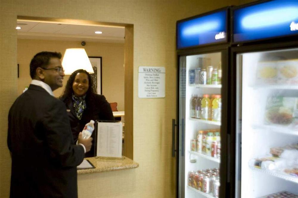 Hampton Inn & Suites Oakland Airport-Alameda Δωμάτιο φωτογραφία