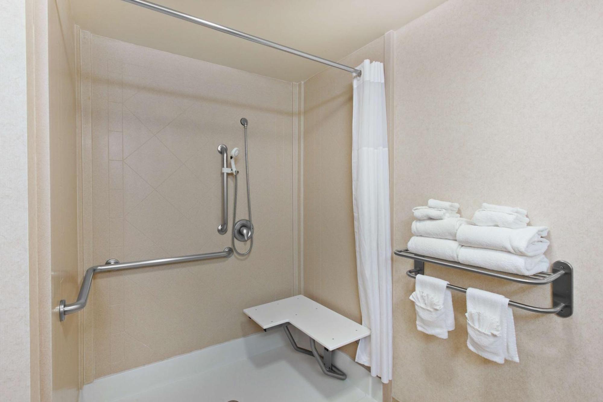 Hampton Inn & Suites Oakland Airport-Alameda Εξωτερικό φωτογραφία