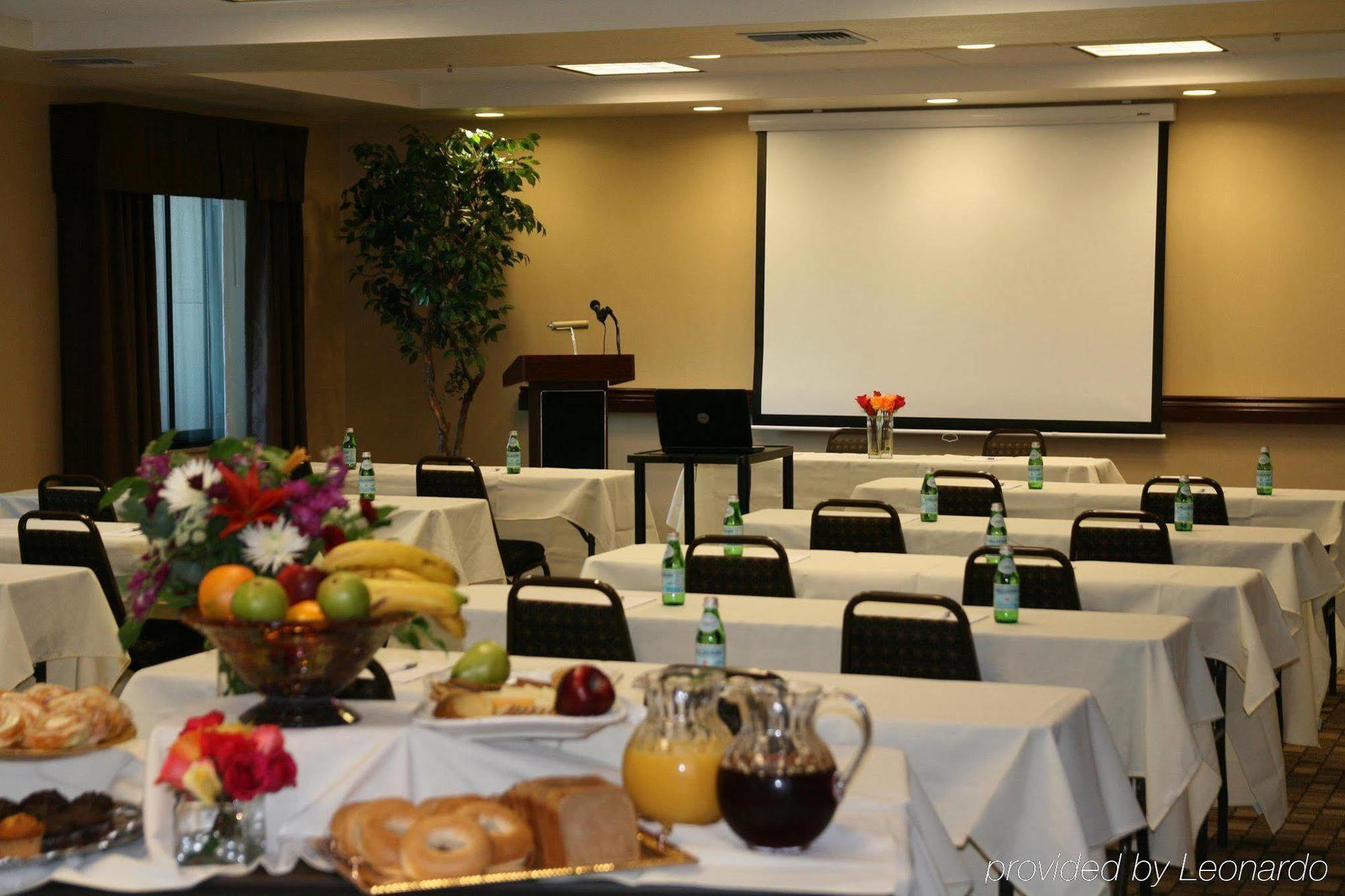 Hampton Inn & Suites Oakland Airport-Alameda Ανέσεις φωτογραφία
